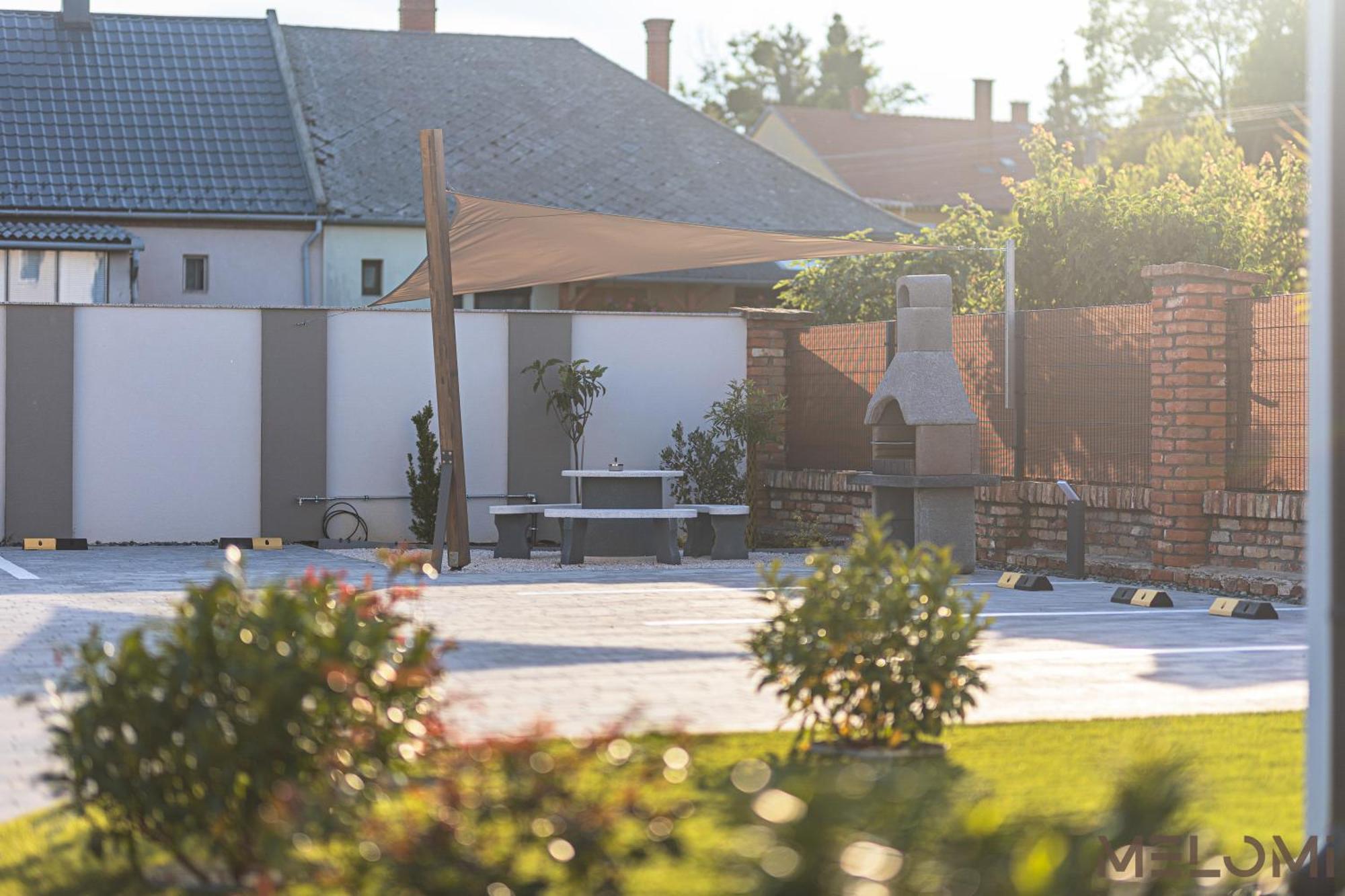 Melomi 1 Apartman Sárvár 外观 照片